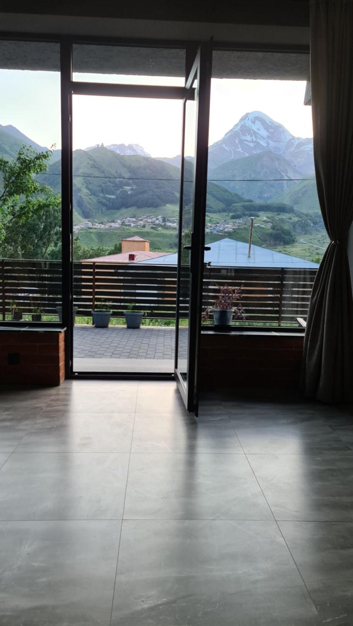 Best View Kazbegi エクステリア 写真
