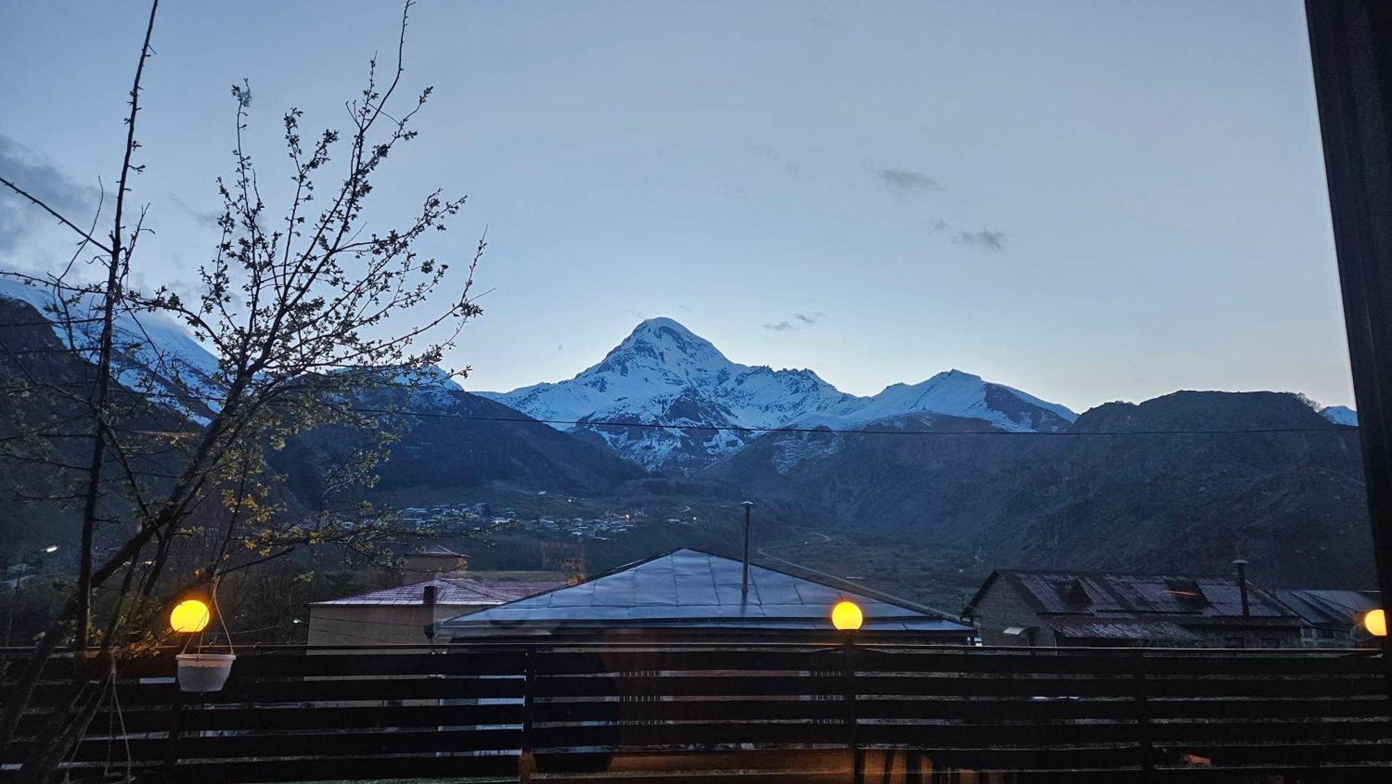 Best View Kazbegi エクステリア 写真